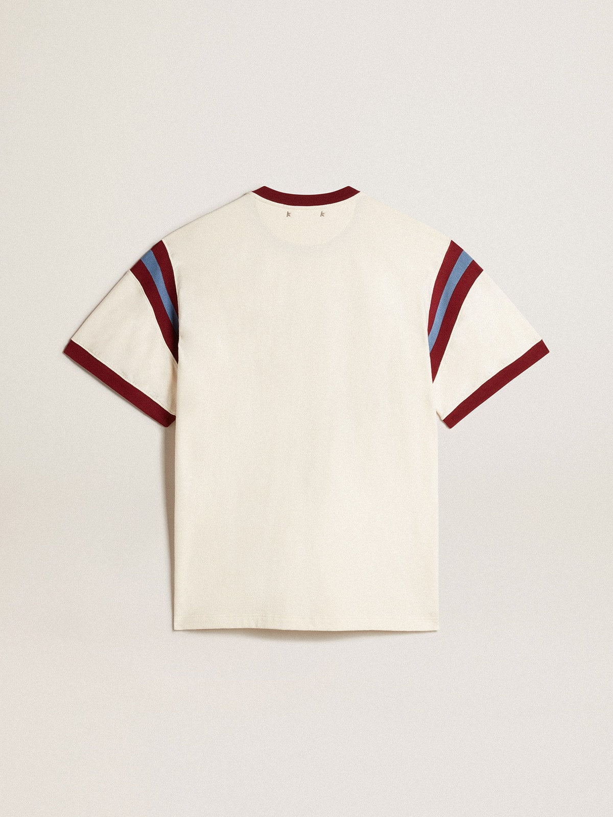 Men's white T-shirt with burgundy lettering on the front| Golden Goose
