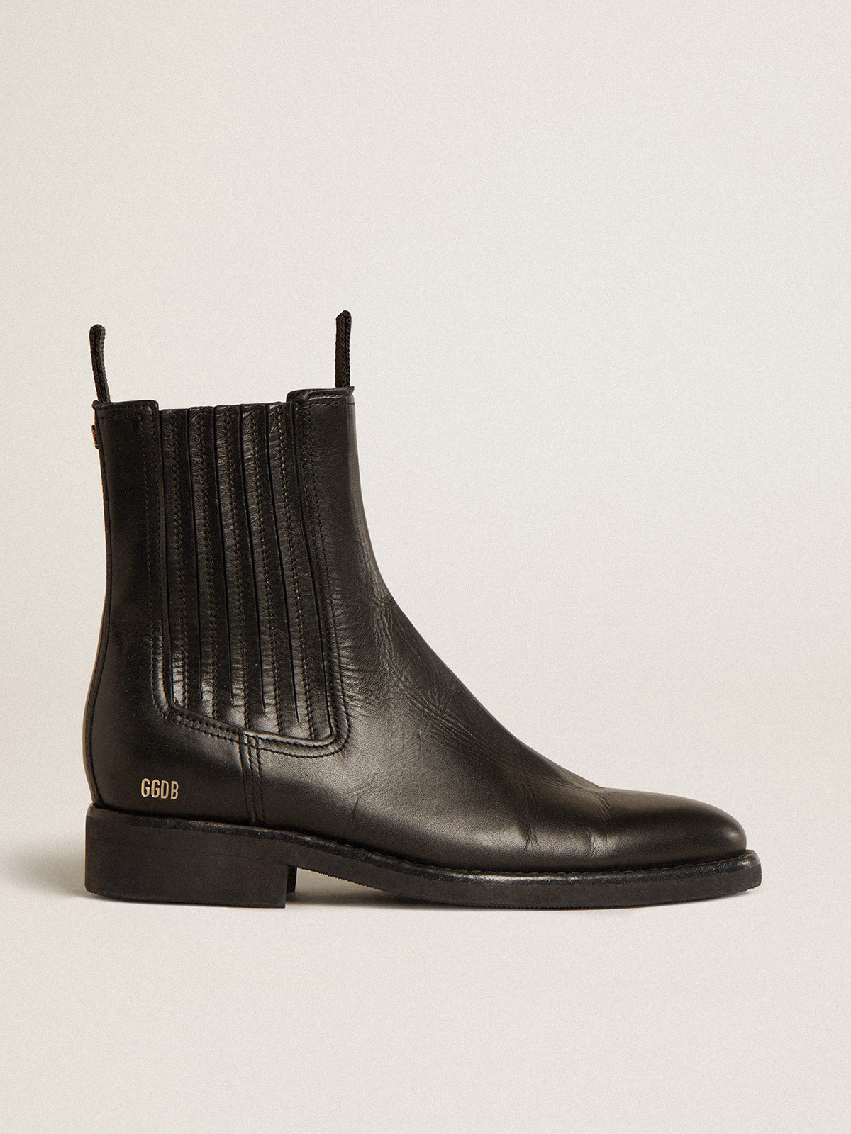 Women's Chelsea boots in black leather| Golden Goose