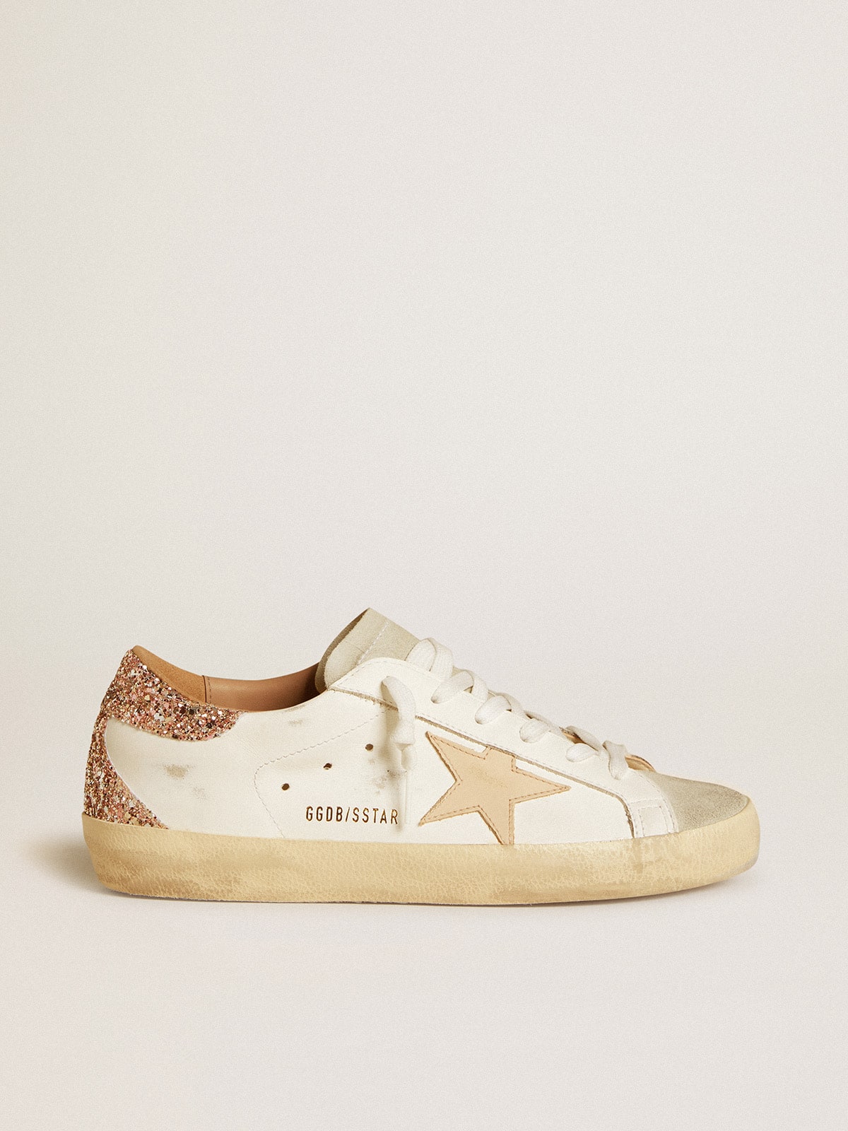 Super-Star with nude leather star and gold glitter heel tab| Golden Goose