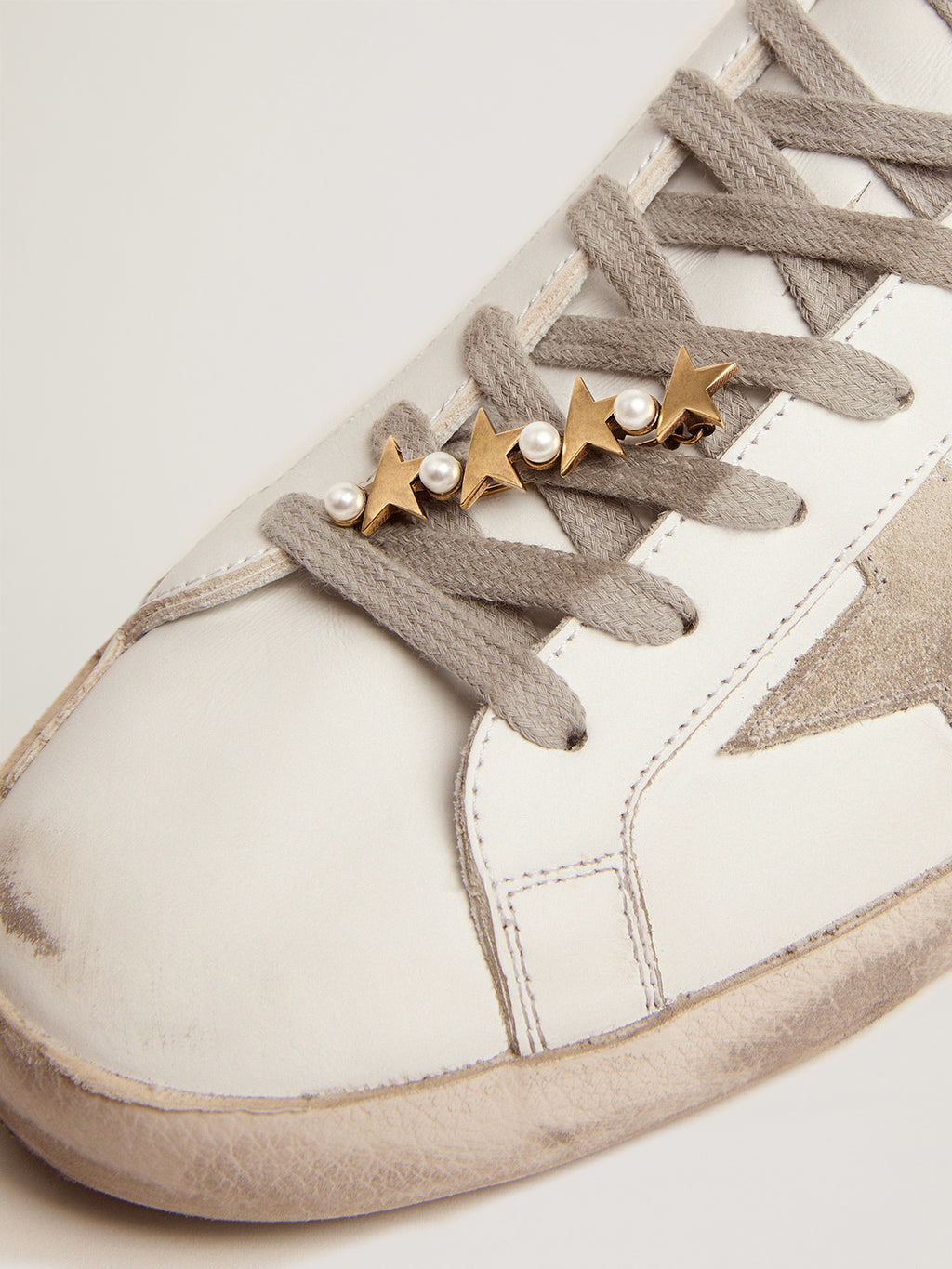 Lace lock in antique gold color with beads| Golden Goose