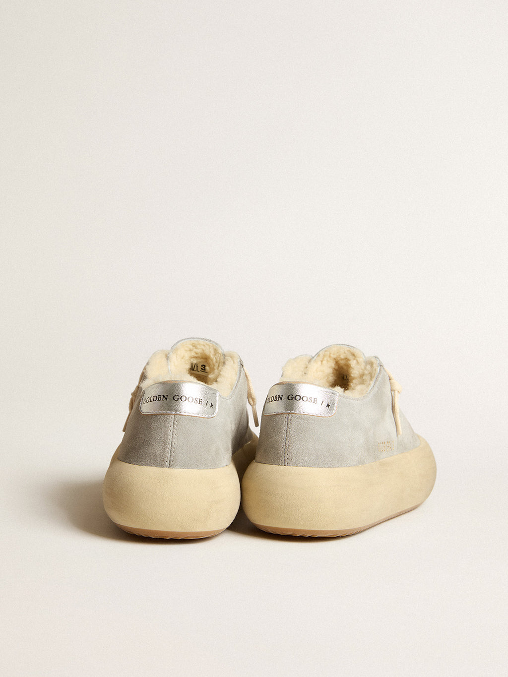 Men's Space-Star shoes in ice-gray suede with shearling lining| Golden Goose