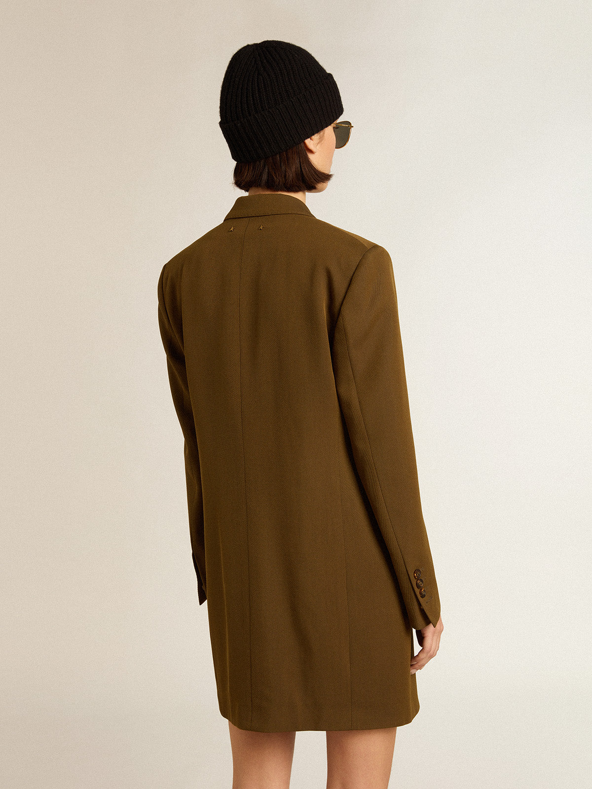 Short dress in beech-colored wool with horn buttons| Golden Goose
