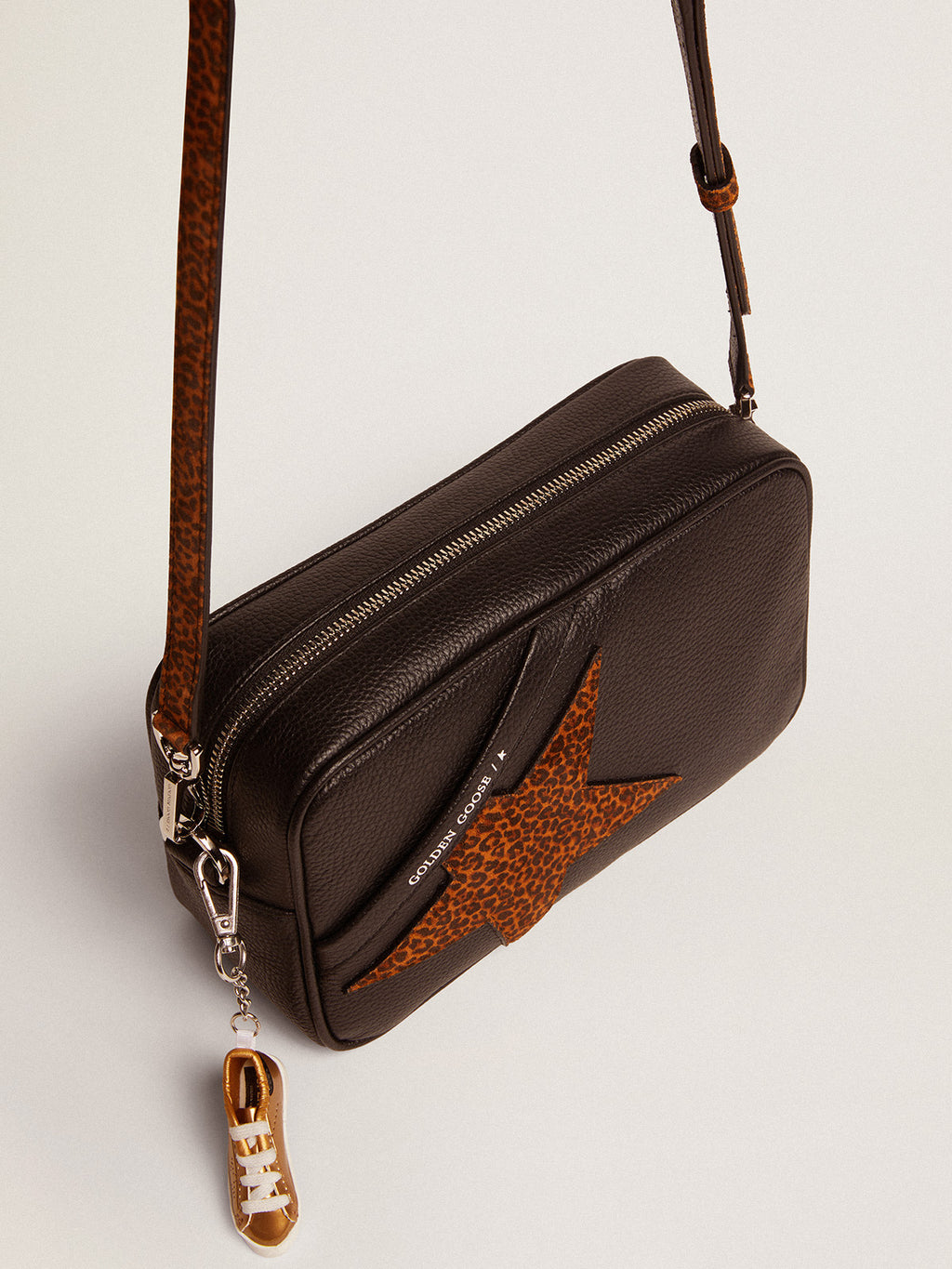 Women's Star Bag in dark brown leather and leopard print star| Golden Goose