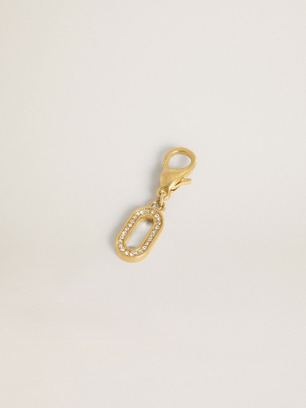 Letter O charm in gold-colored brass with crystals| Golden Goose