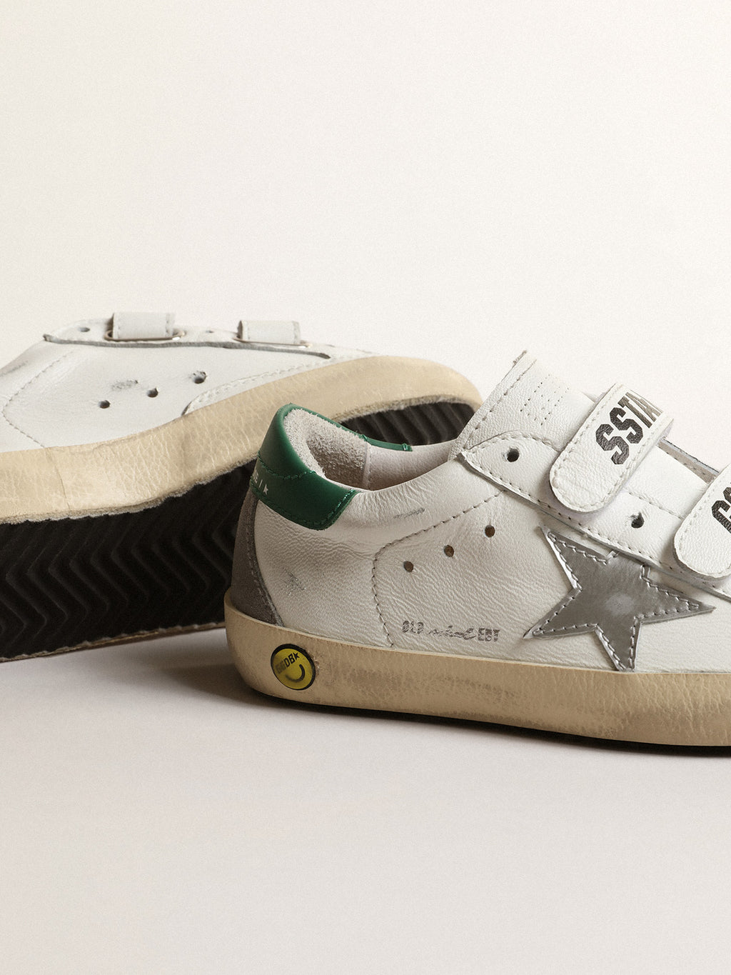 Old School Junior with metallic leather star and green heel tab| Golden Goose