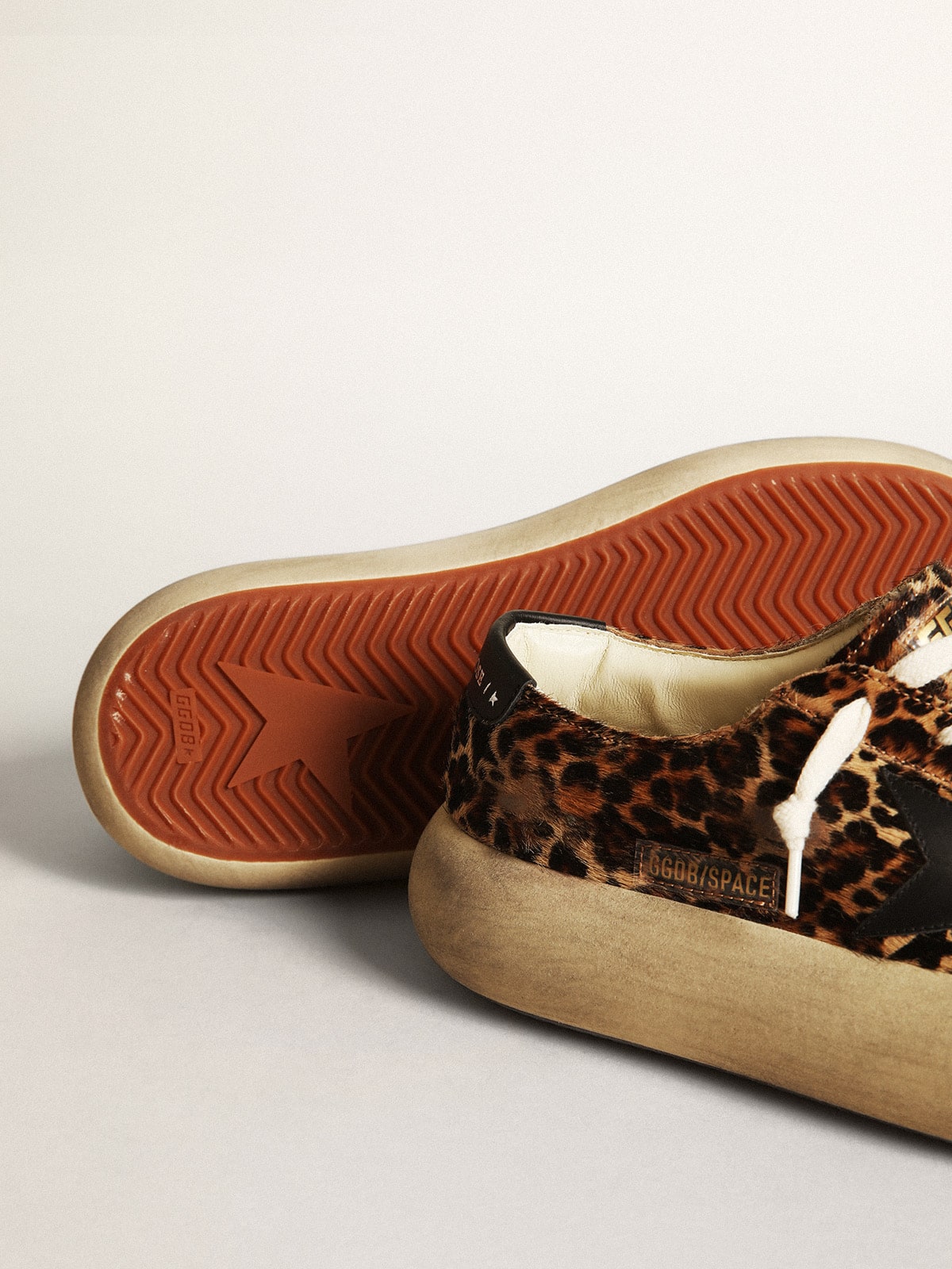 Women's Space-Star in leopard print pony skin with black star| Golden Goose