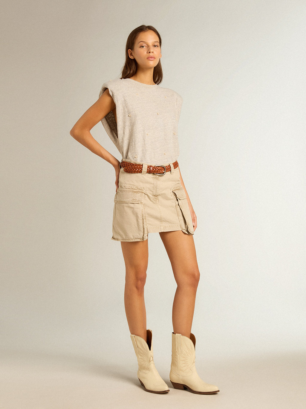 Low Wish Star boots in cream-colored leather with inlay star| Golden Goose