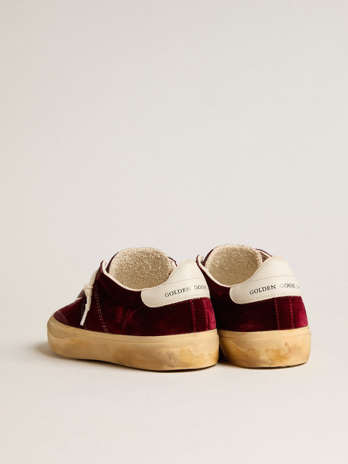 Soul Star in burgundy velvet with white leather heel tab| Golden Goose