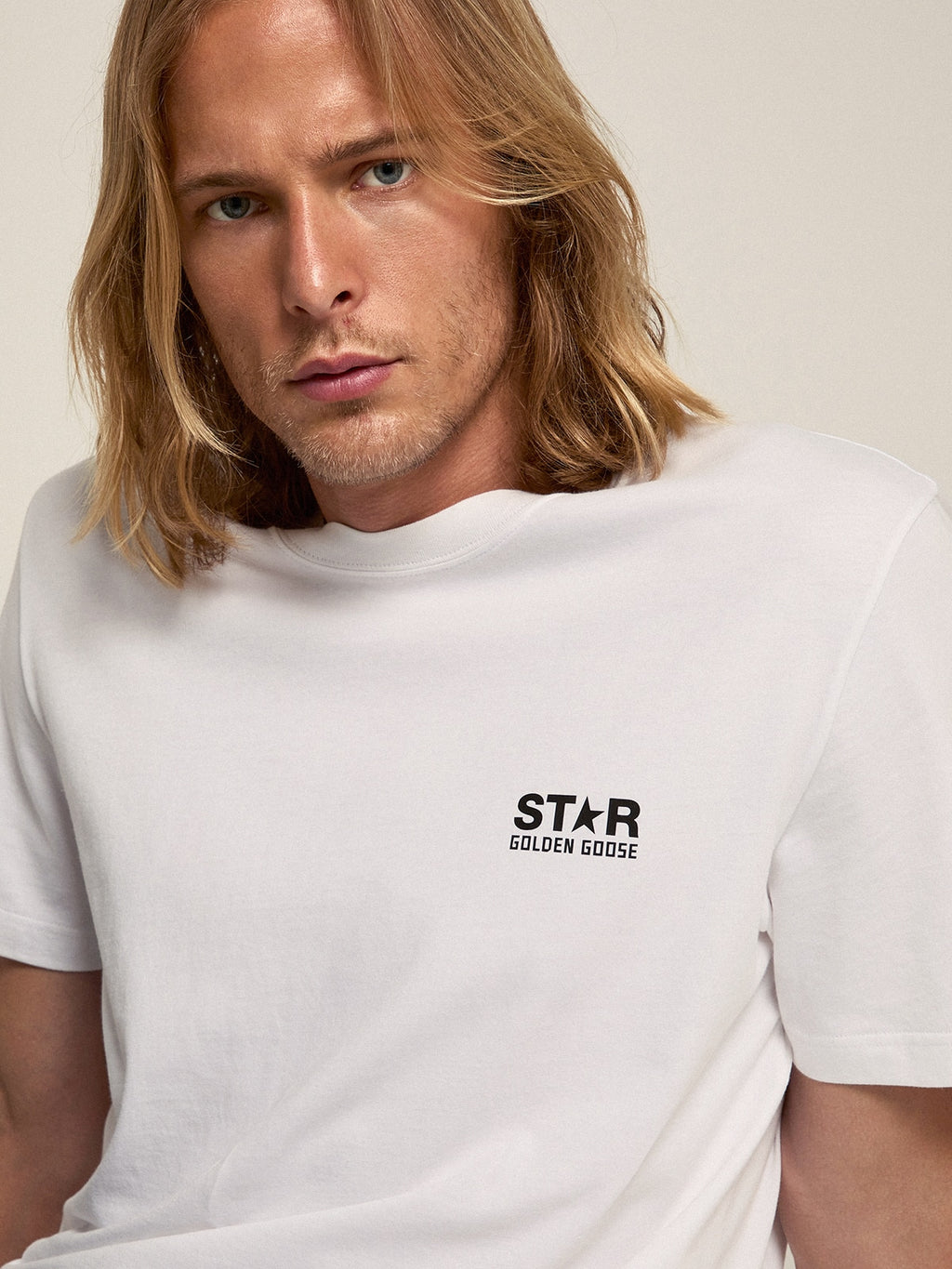 White T-shirt with contrasting black logo on the front| Golden Goose