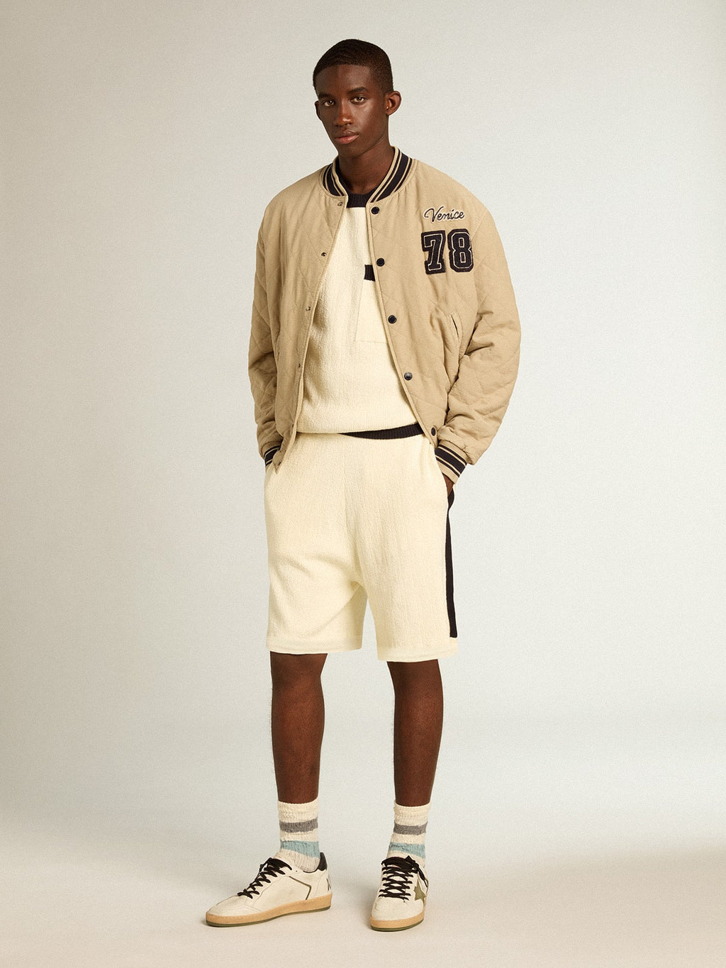 Men's vintage white shorts with blue rib knit on the sides| Golden Goose
