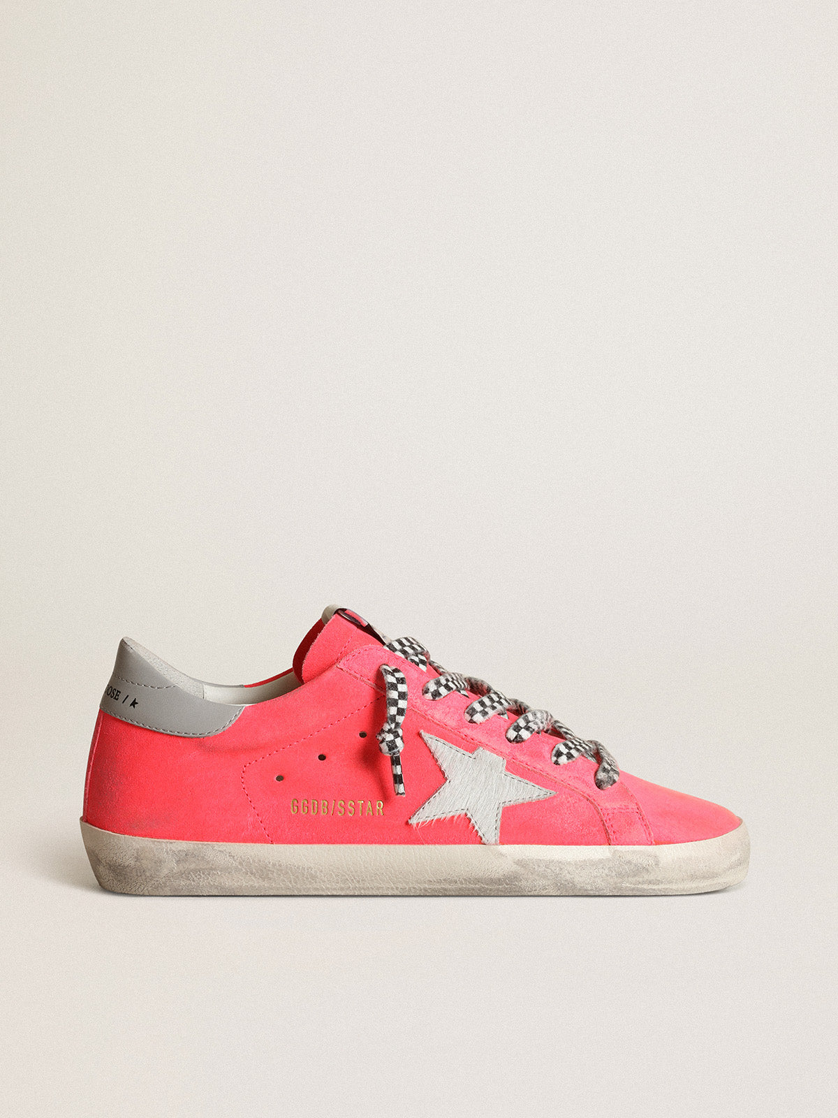 Women's Super-Star in fluorescent lobster-colored suede with star| Golden Goose
