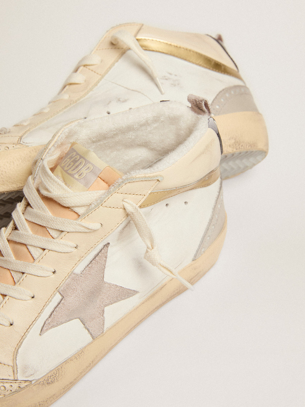 Men's Mid Star with light gray suede star and gold flash| Golden Goose