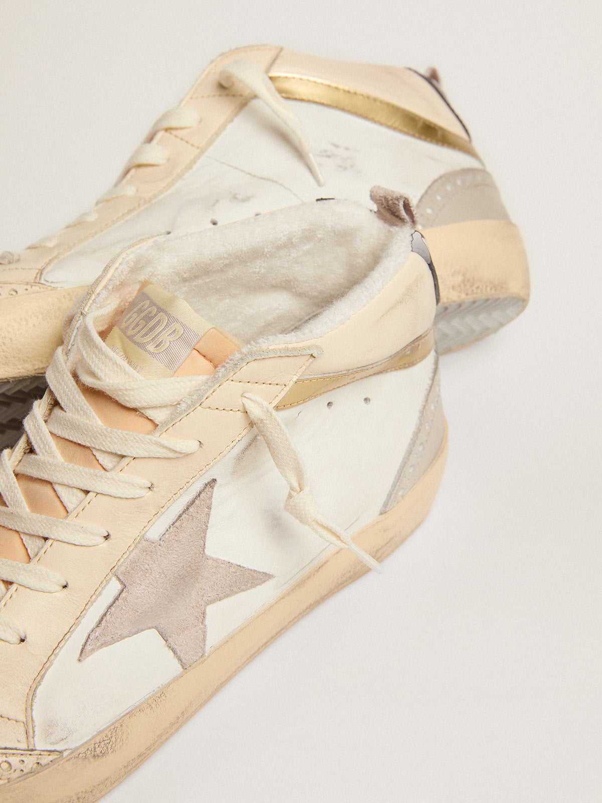 Men's Mid Star with light gray suede star and gold flash| Golden Goose