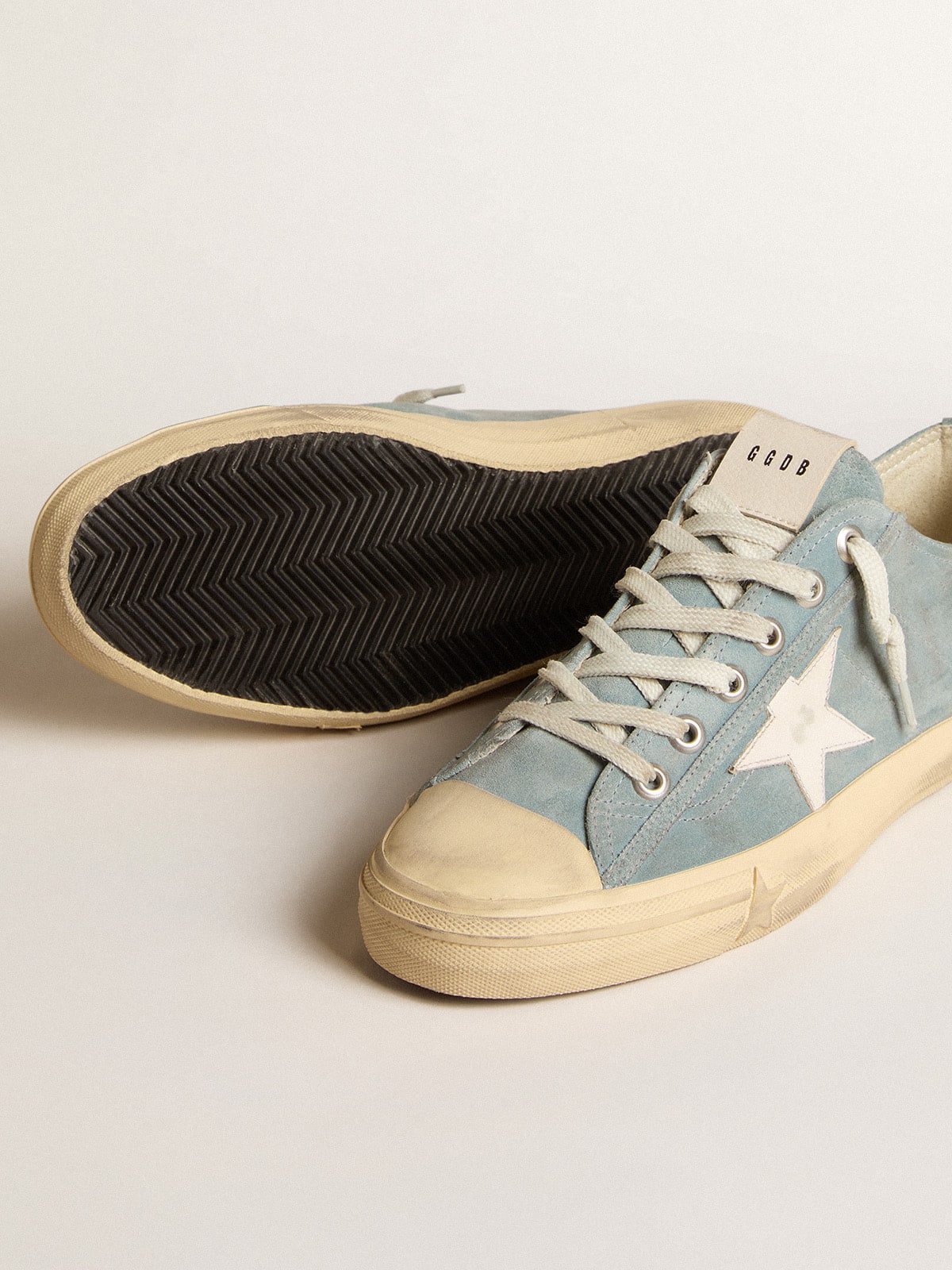 V-Star in silver-blue suede with white leather star| Golden Goose