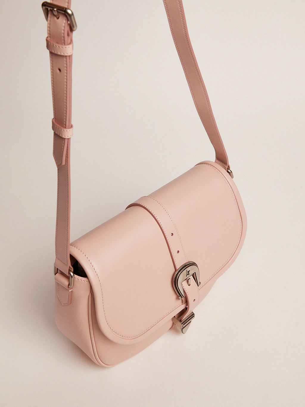 Medium Rodeo Bag in quartz-pink leather| Golden Goose