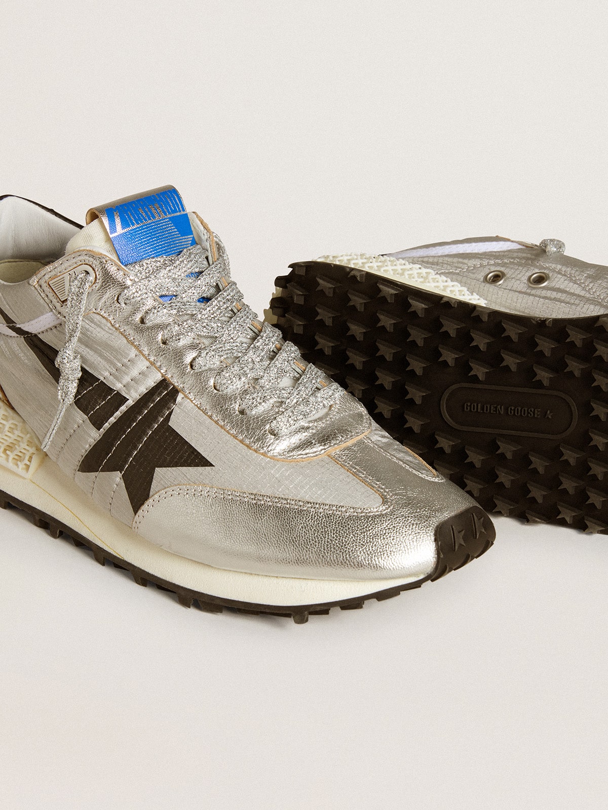 Men's Marathon with silver ripstop nylon upper and black star| Golden Goose