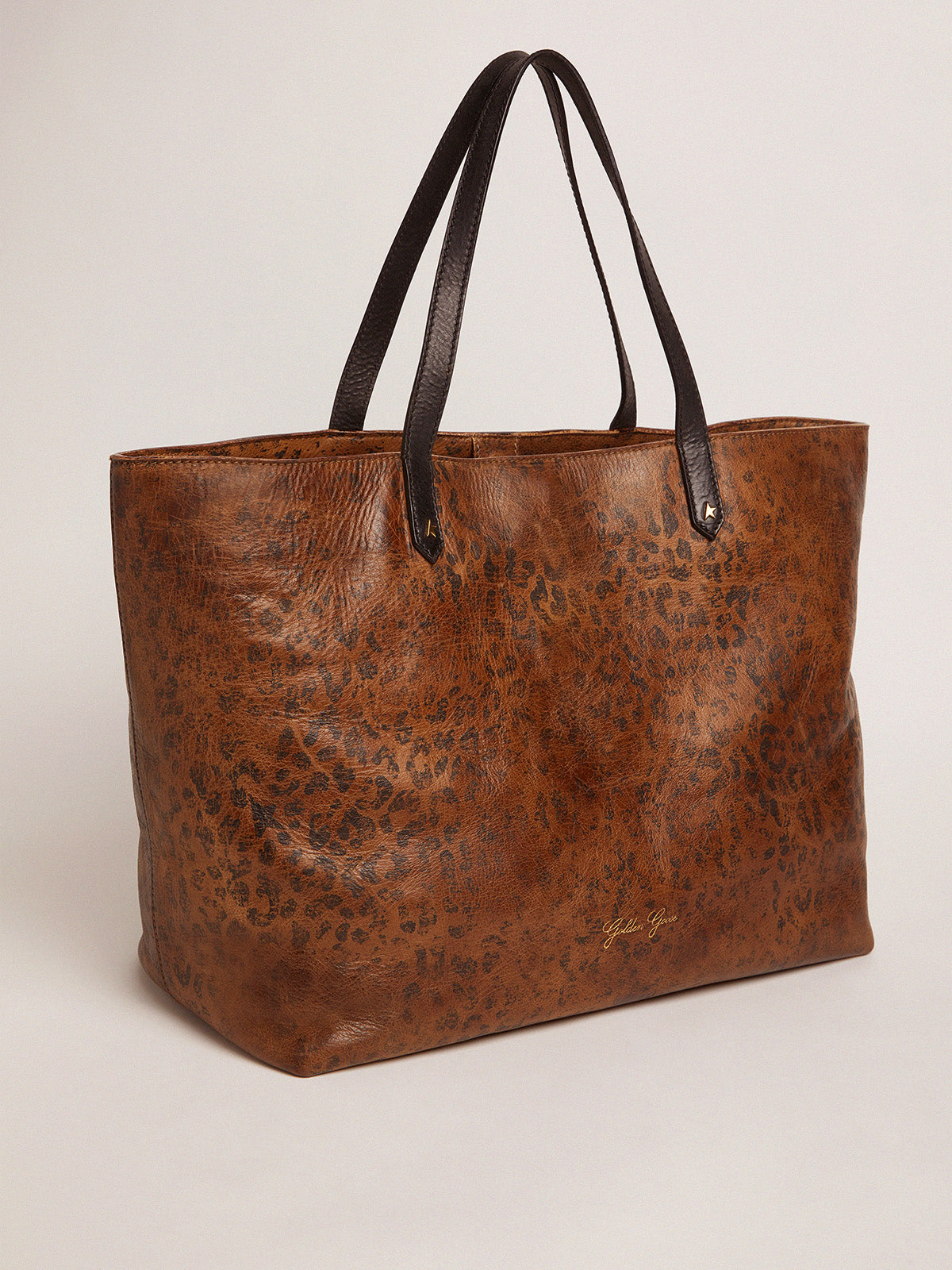 Women's Pasadena Bag with leopard print and contrasting black handles| Golden Goose