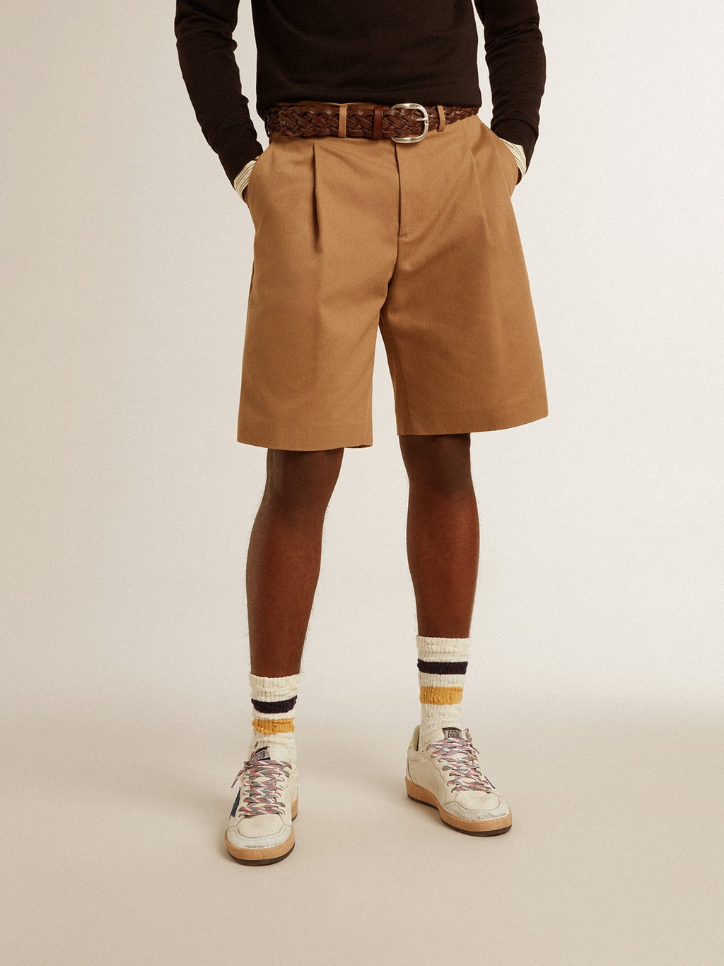 Men's Bermuda shorts in beige cotton| Golden Goose