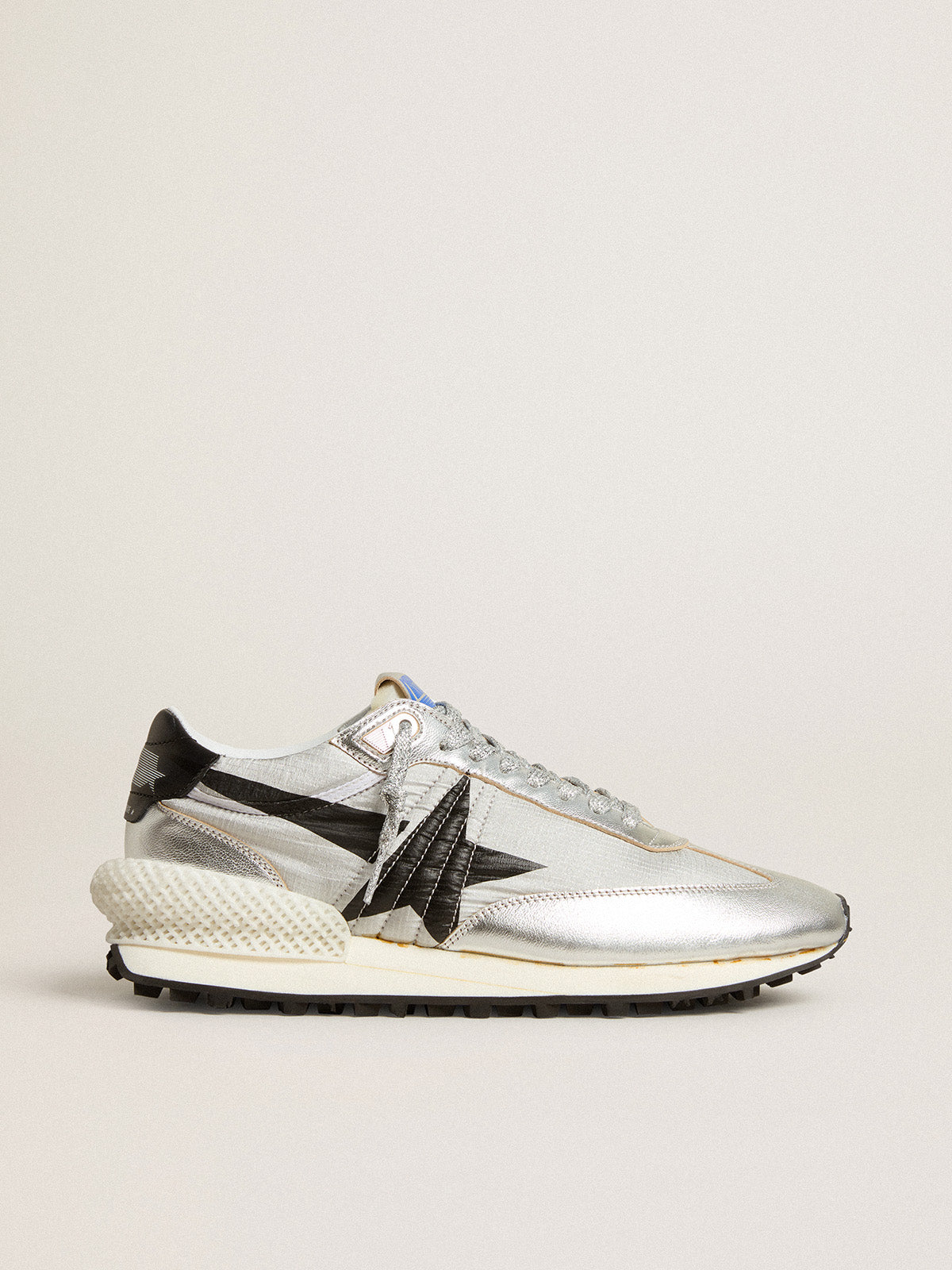 Men's Marathon with silver ripstop nylon upper and black star| Golden Goose