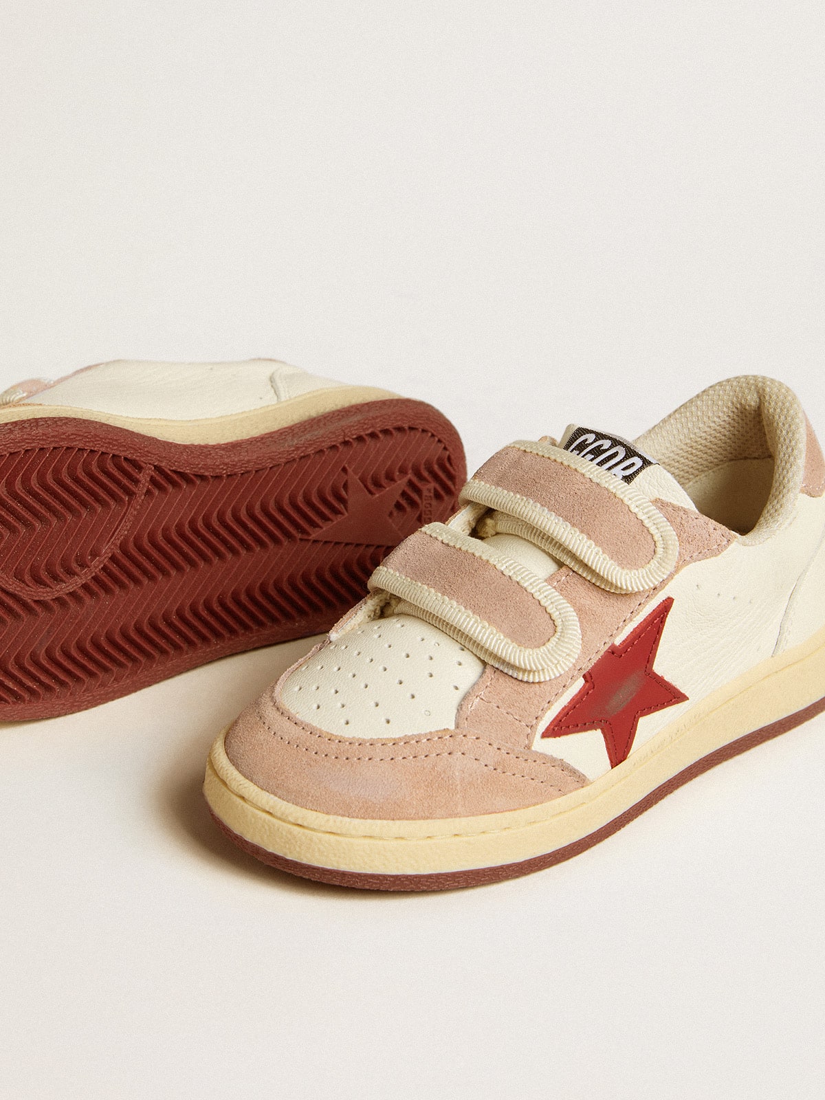 Ball Star Young in nappa with nappa star and pink suede heel tab| Golden Goose