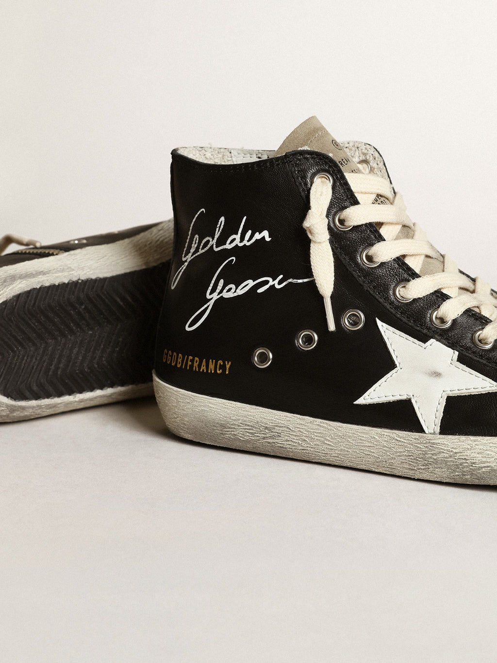 Women's Francy in black nappa with white leather star| Golden Goose