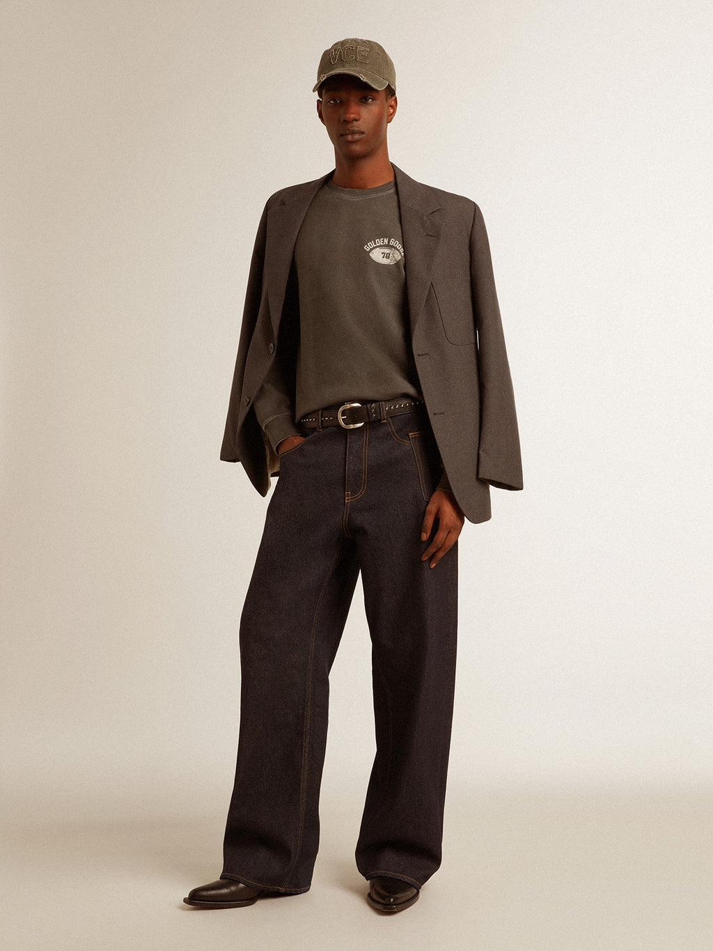 Men's crew-neck T-shirt in anthracite gray cotton with logo on the back