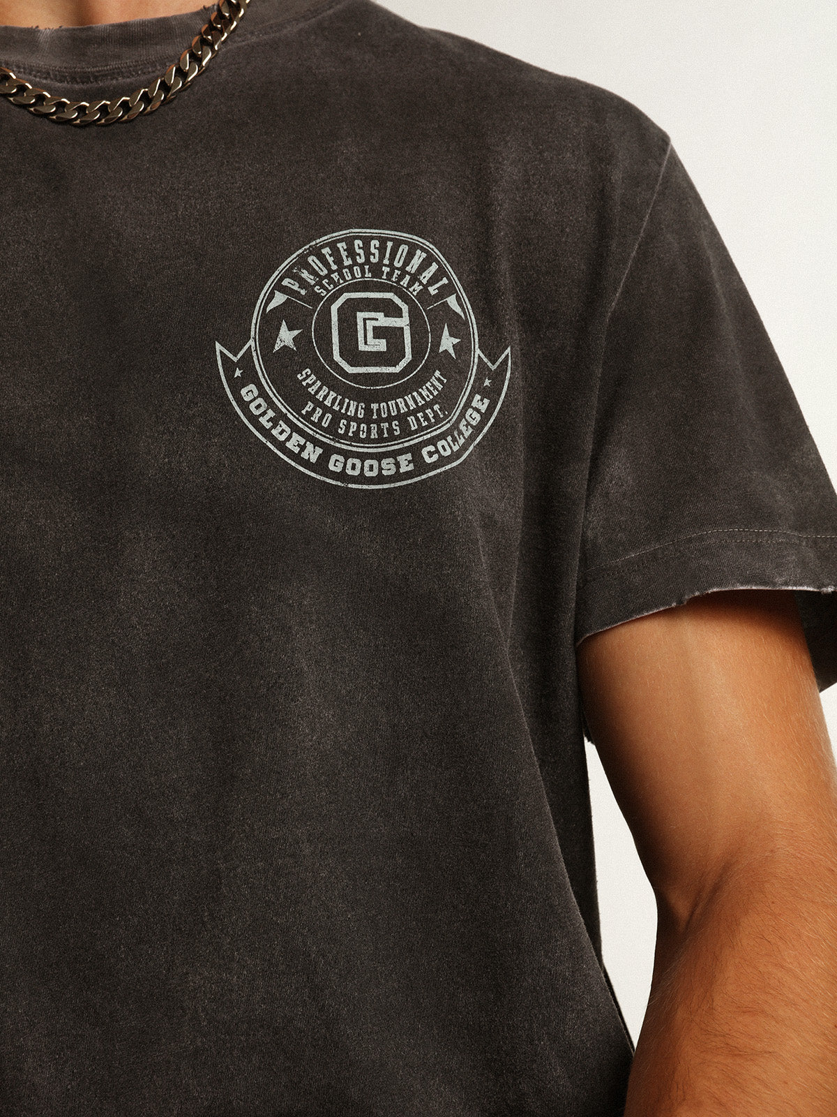 Men's gray T-shirt with aged effect with print on the front| Golden Goose