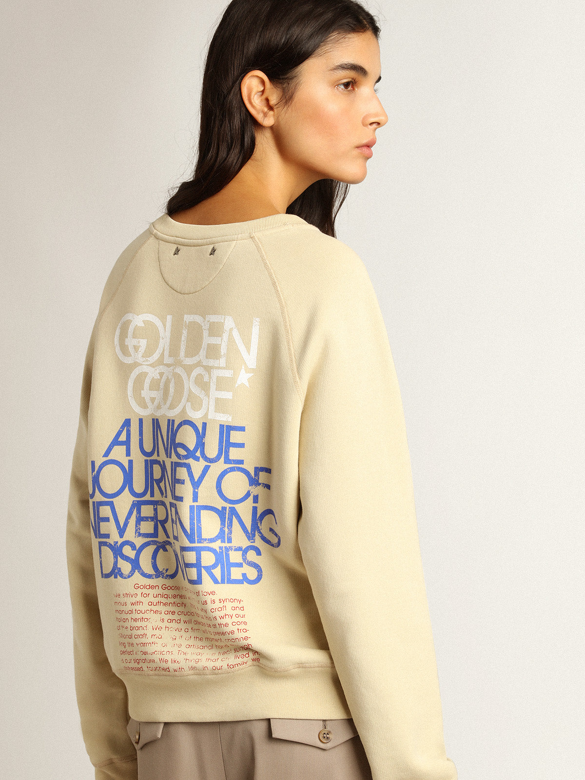 Marzipan-colored sweatshirt with lettering on the back| Golden Goose