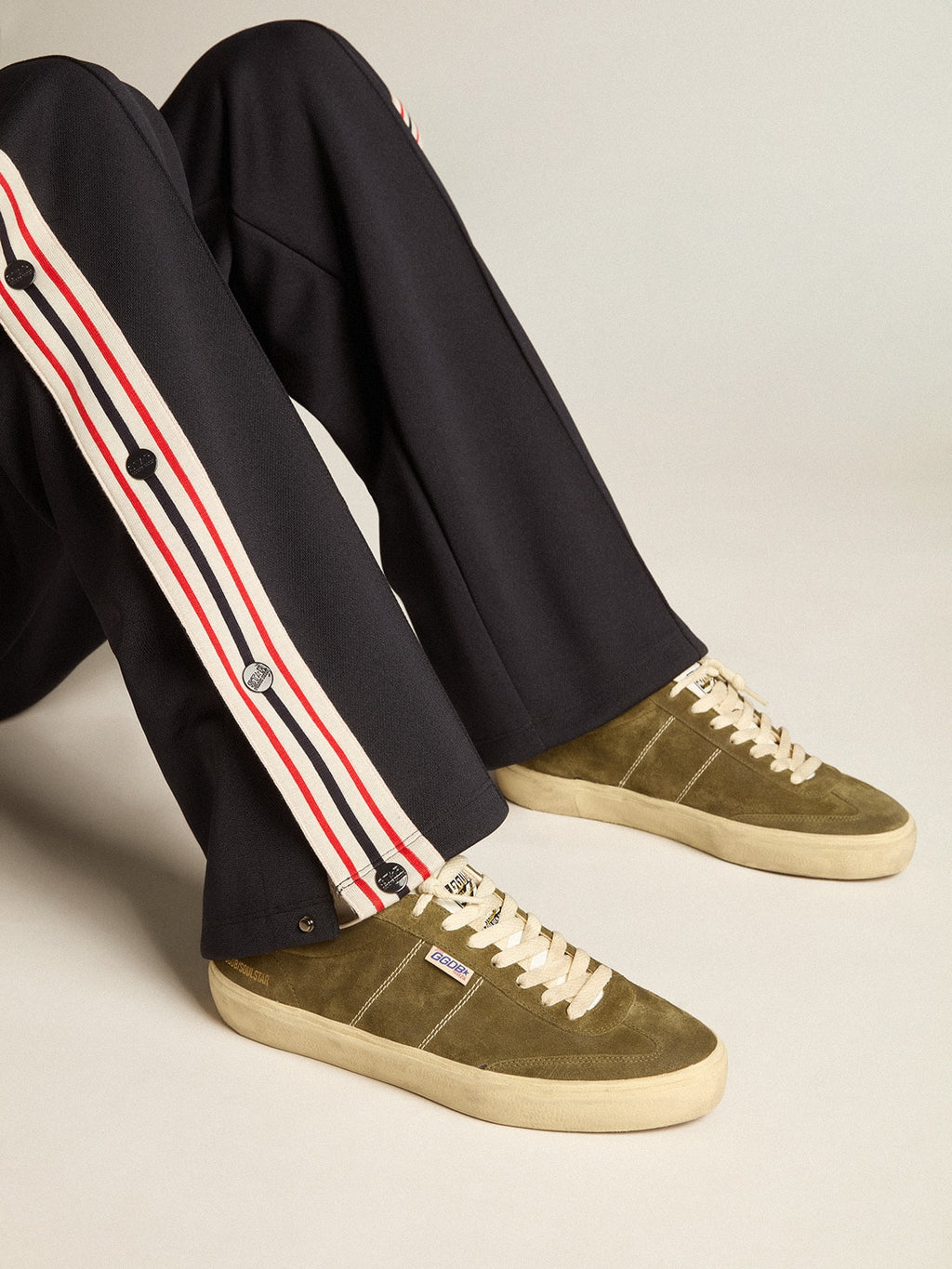 Soul Star in green suede with white leather heel tab and tongue| Golden Goose