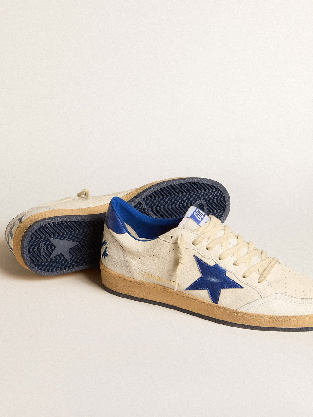 Men's Ball Star Wishes in white nappa leather with a bright blue star and heel tab| Golden Goose
