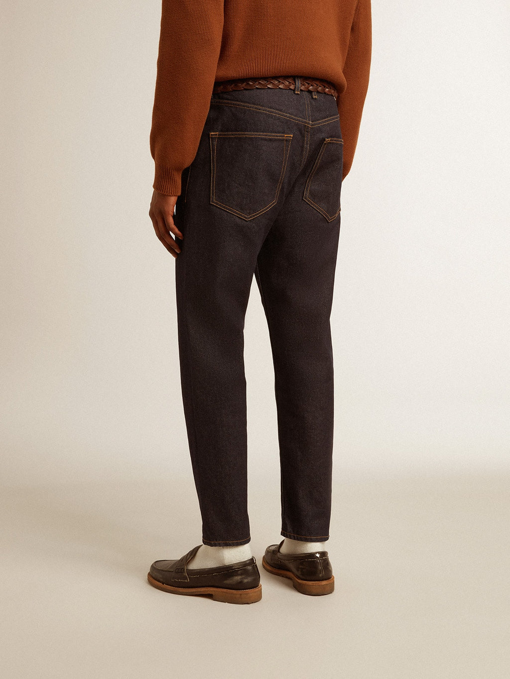 Men's dark blue jeans in one-wash denim