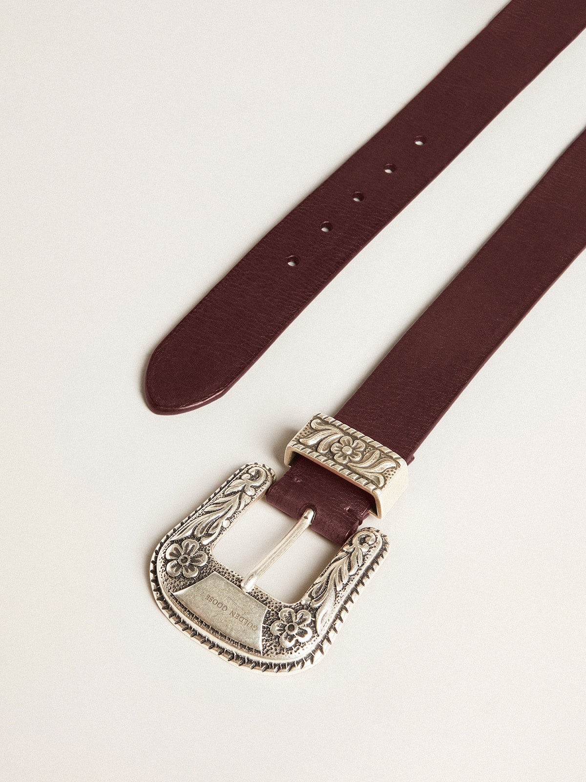Women's belt in burgundy leather with decorated silver buckle| Golden Goose
