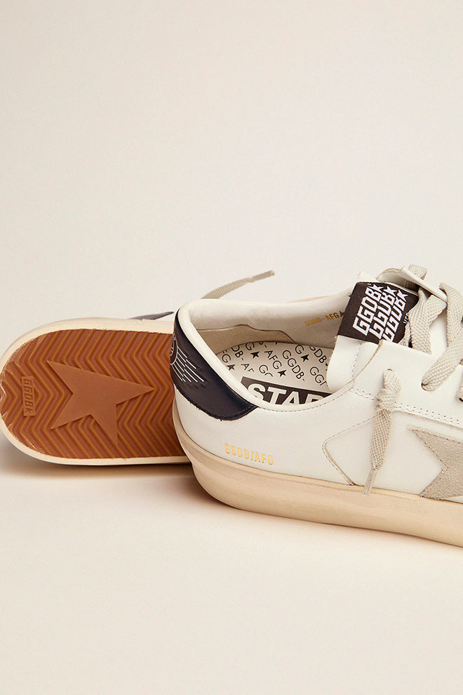 Women's Stardan with ice-gray suede star and black heel tab| Golden Goose