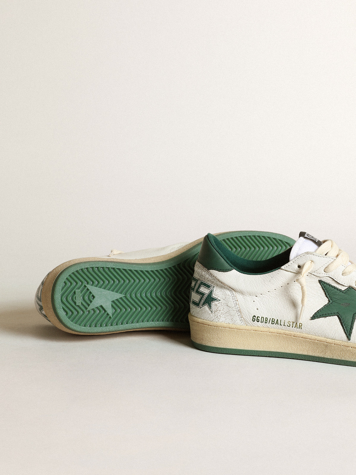 Women's Ball Star in white nappa leather with green leather star and heel tab| Golden Goose