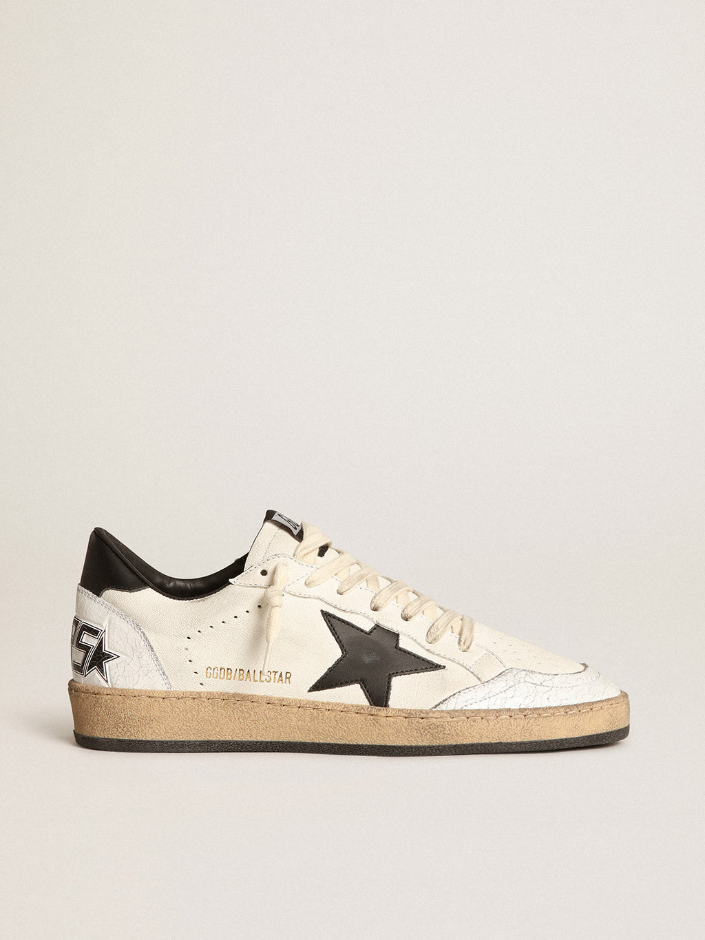 Women's Ball Star in nappa with white star and black heel tab| Golden Goose