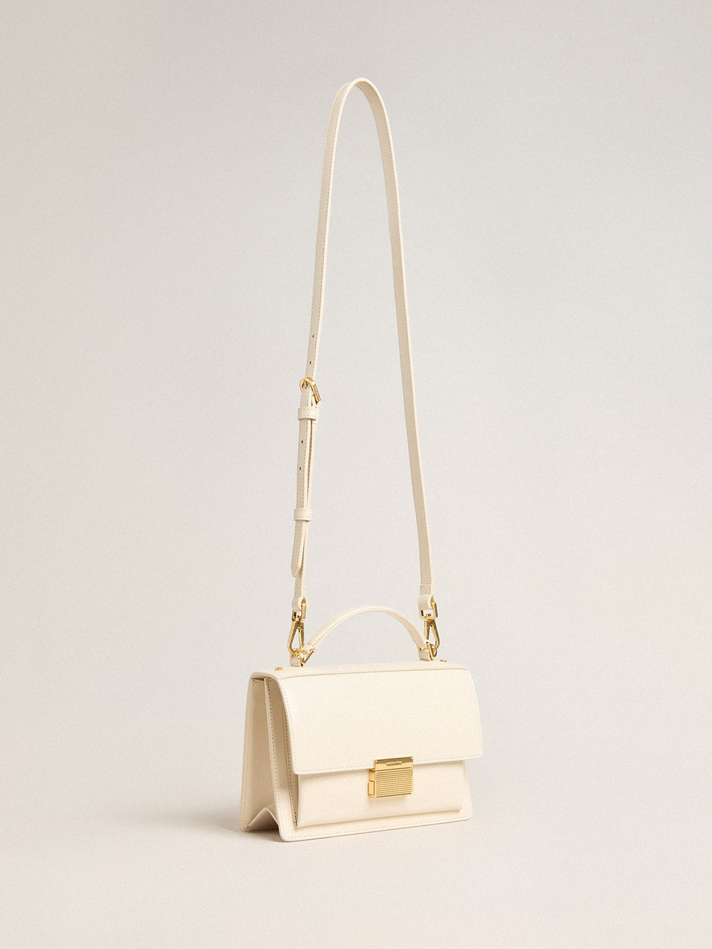 Venezia Bag in butter-colored boarded leather with gold details| Golden Goose