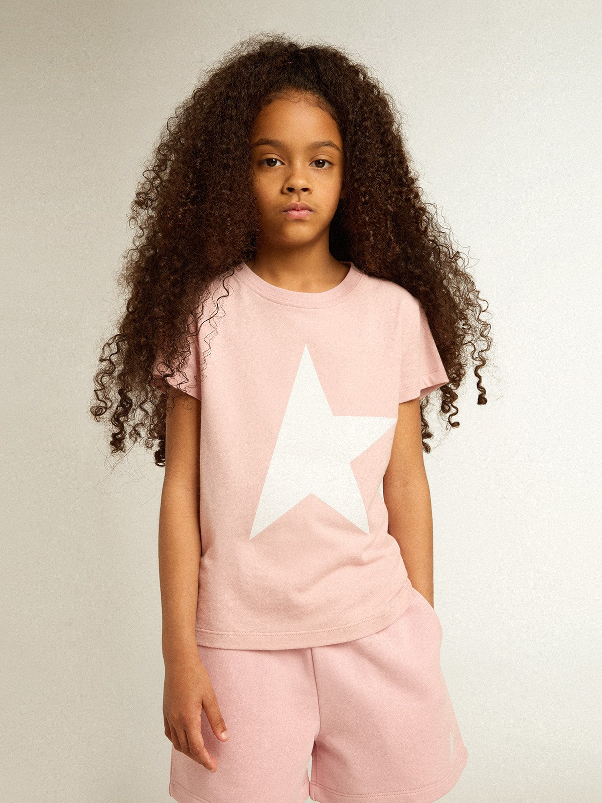 Girls' pink T-shirt with white logo and maxi star| Golden Goose