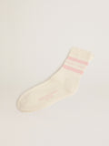 Distressed-finish white socks with baby-pink logo and stripes| Golden Goose