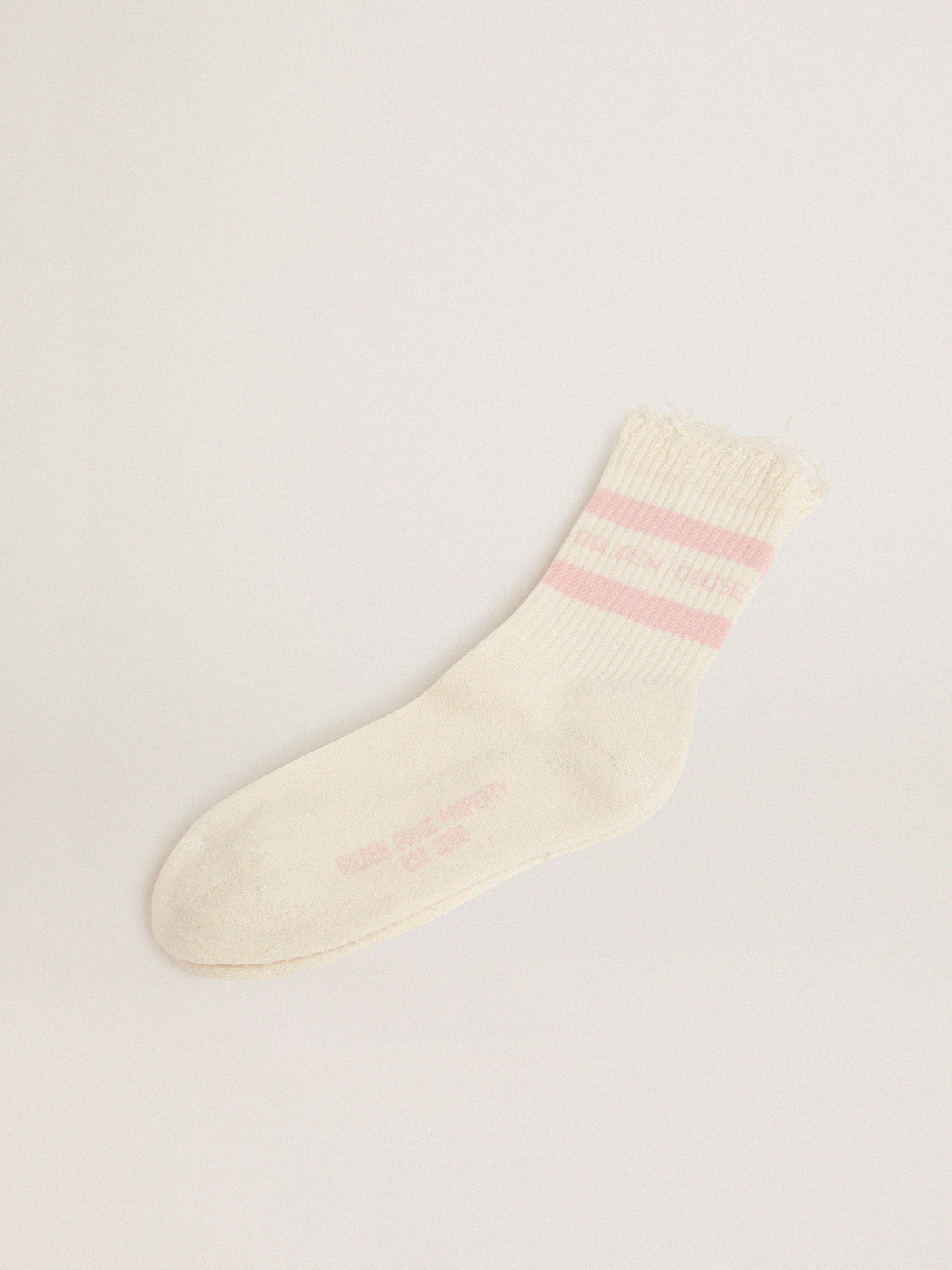 Distressed-finish white socks with baby-pink logo and stripes| Golden Goose