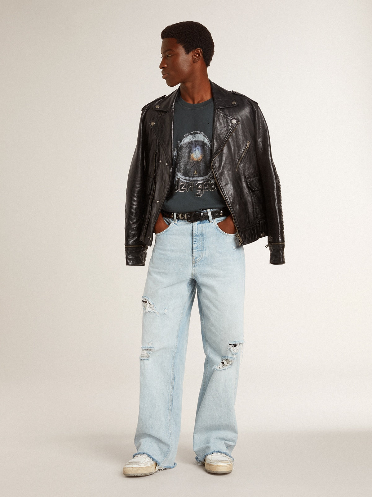 Men's pants in lived-in effect denim| Golden Goose