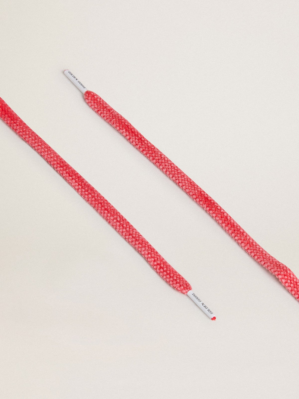 Worn-red cotton laces with logoed aglet| Golden Goose