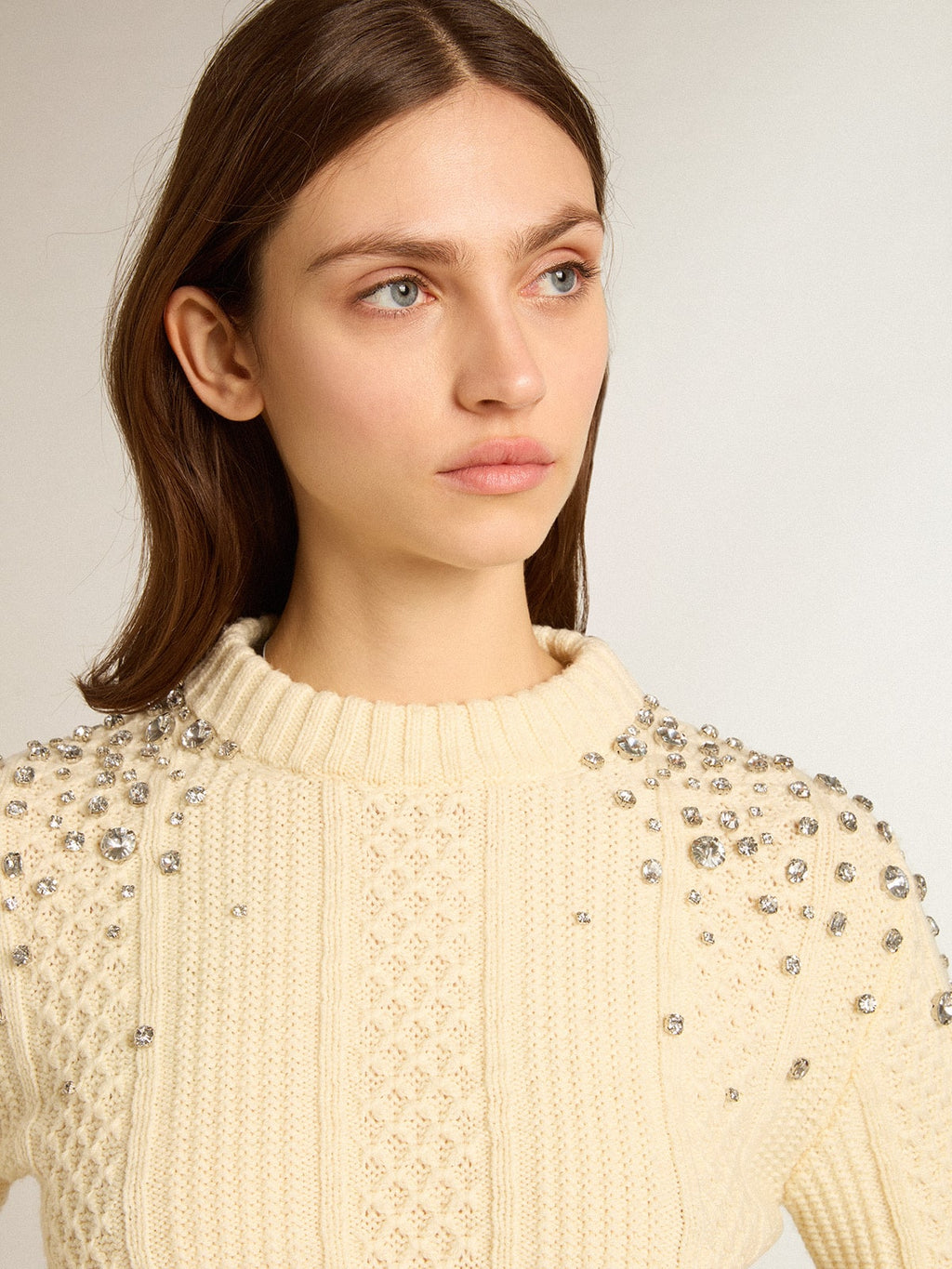 Women's cropped worn-white sweater with decorative crystals| Golden Goose