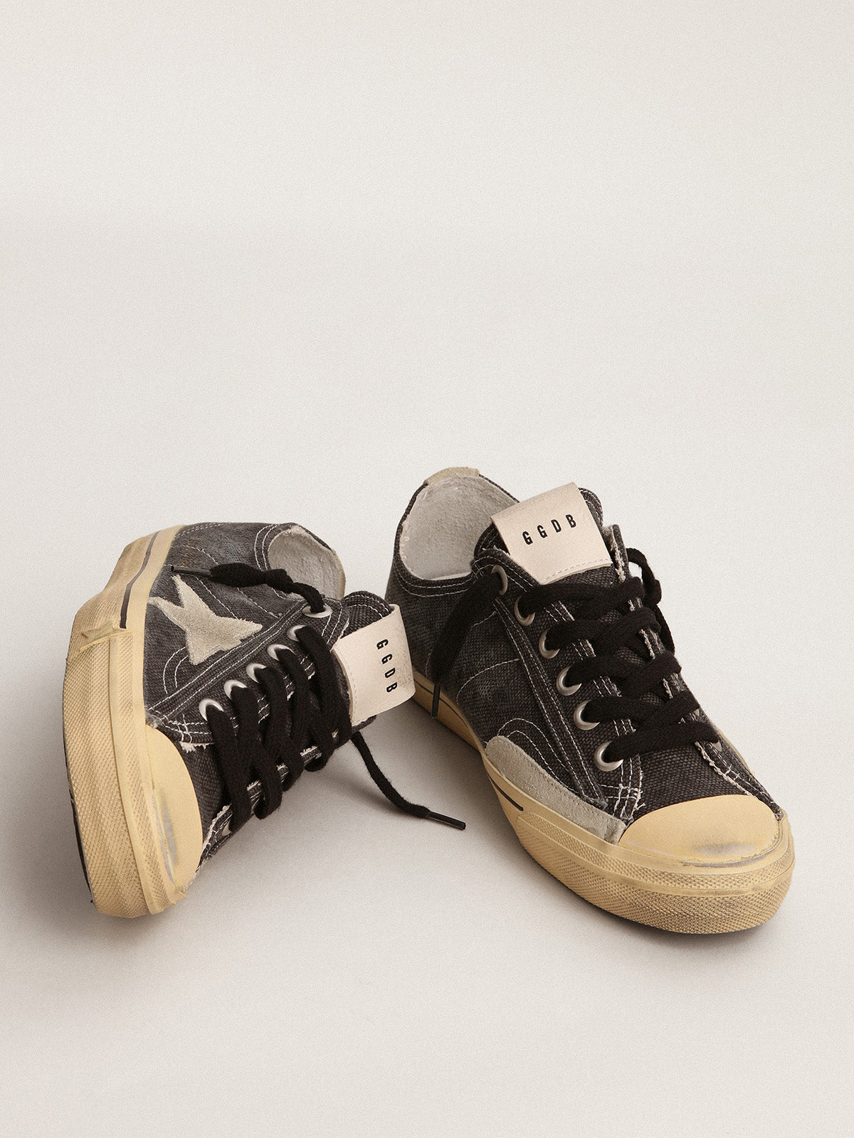 Women's V-Star LTD in black canvas with ice-gray star and heel| Golden Goose