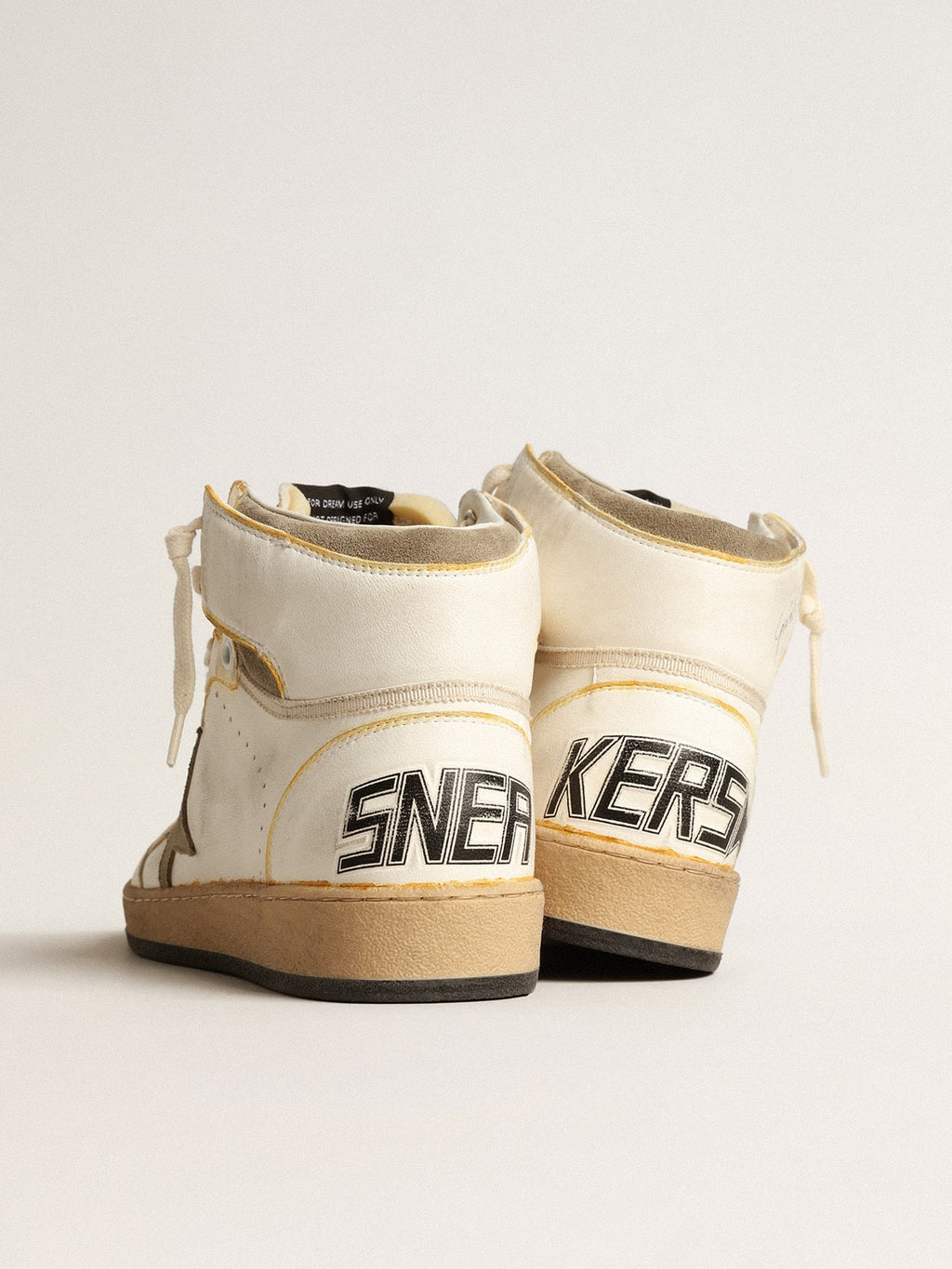 Women's Sky-Star in white nappa leather with dove-gray suede star| Golden Goose
