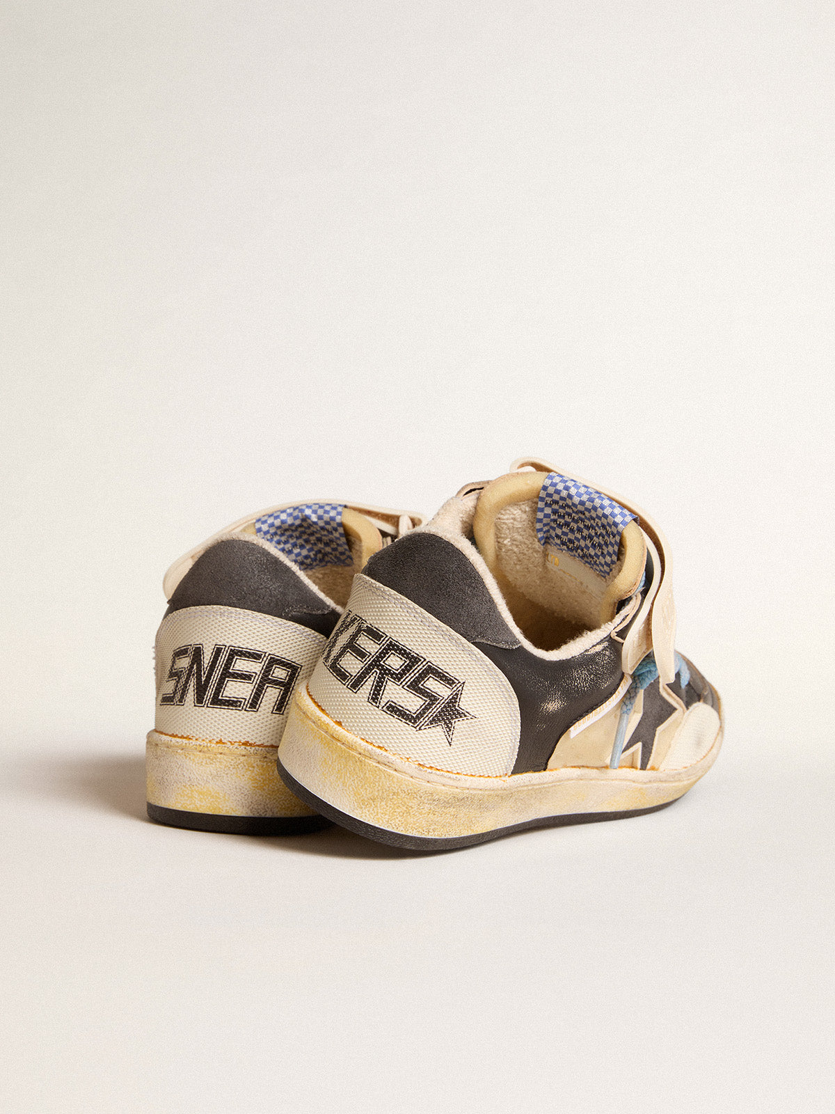 Women's Ball Star Pro in black leather with Velcro strap| Golden Goose